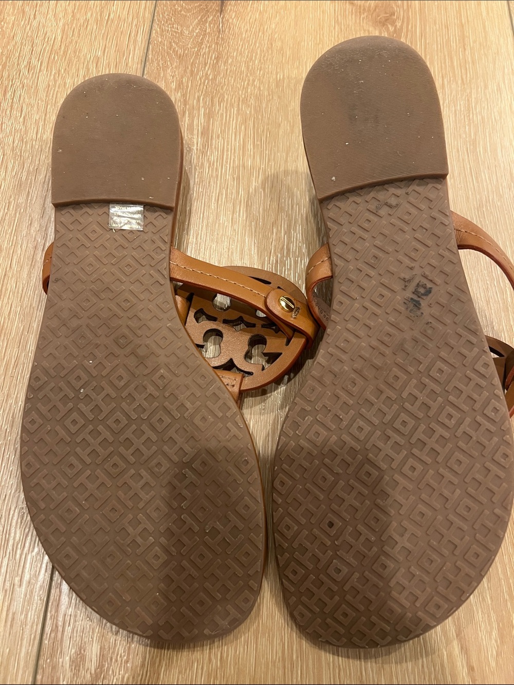 Tory Burch Leather Logo Thong Sandals - Brown - Picture 3 of 7